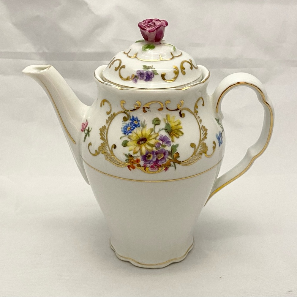 Elegant Floral Porcelain Teapot with Rose Lid - Picture 1 of 6